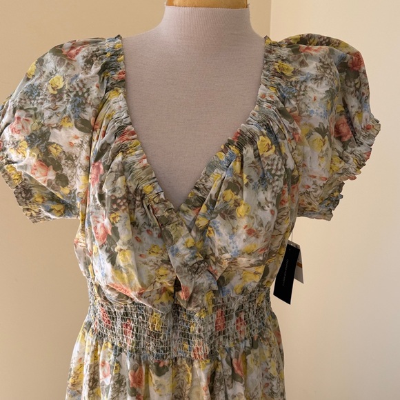 New! DANIELLE BERNSTEIN 3X Floral smocked Midi Dress in Multicolor Pastels. - Picture 7 of 12